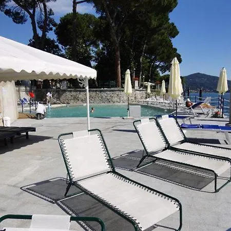 Appartement Sleeps 2 Pool